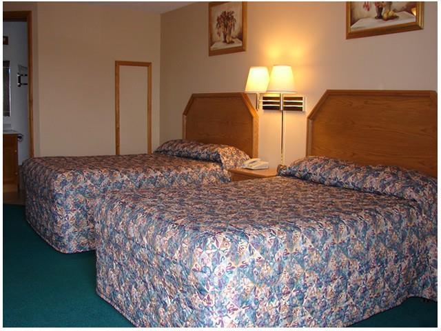 Red Carpet Inn Wind Gap Room photo